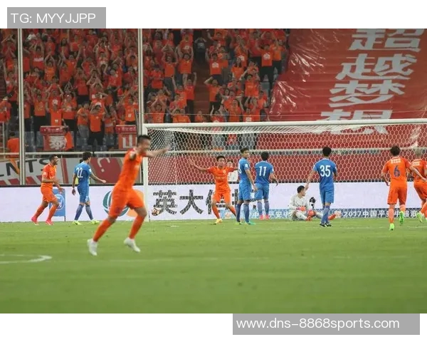 鲁能与富力2016年精彩对决回顾及赛季表现分析