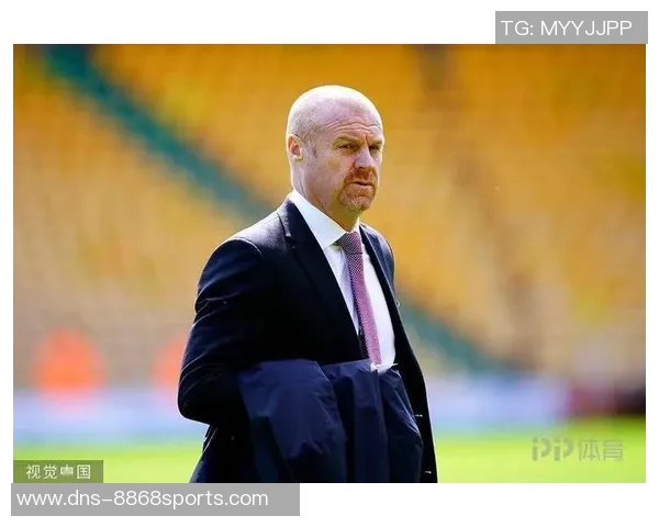 大连万达足球队教练的执教理念与球队发展战略探讨